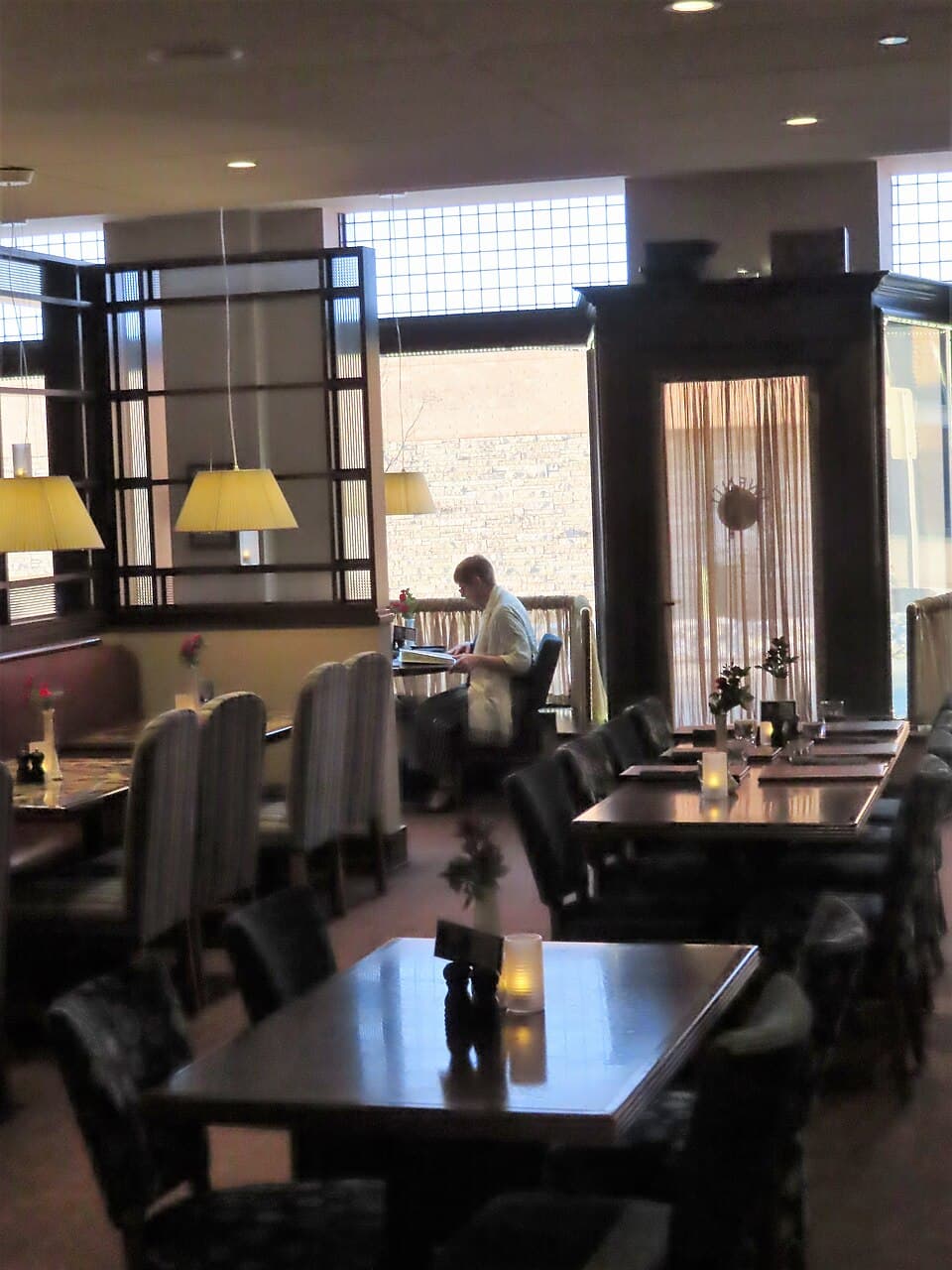 Modoc's Market & Charley Creek Inn